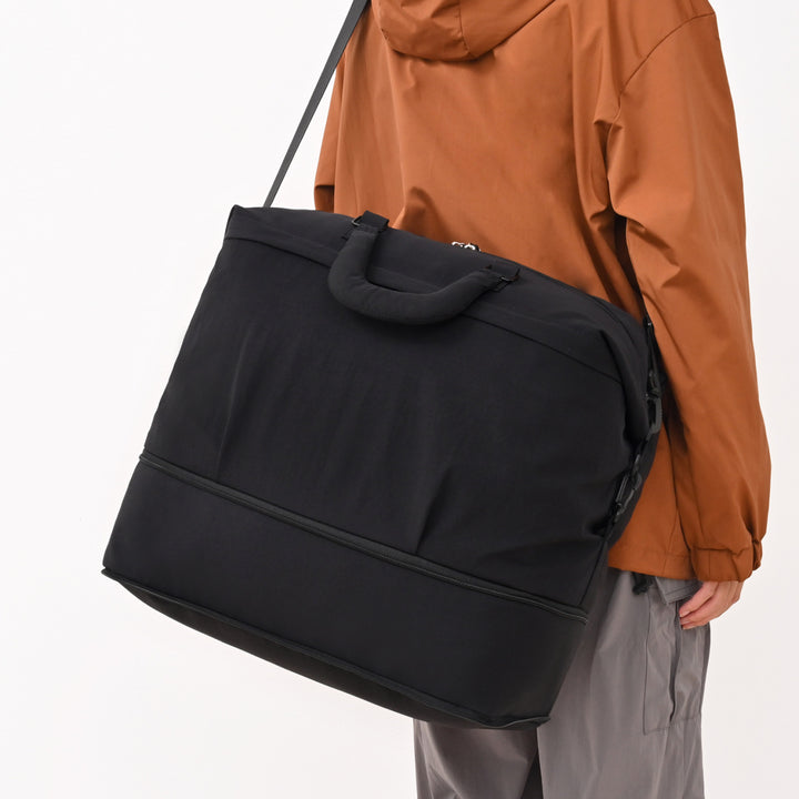 Versatile Multi-Functional Duffle Bag Bowlift
