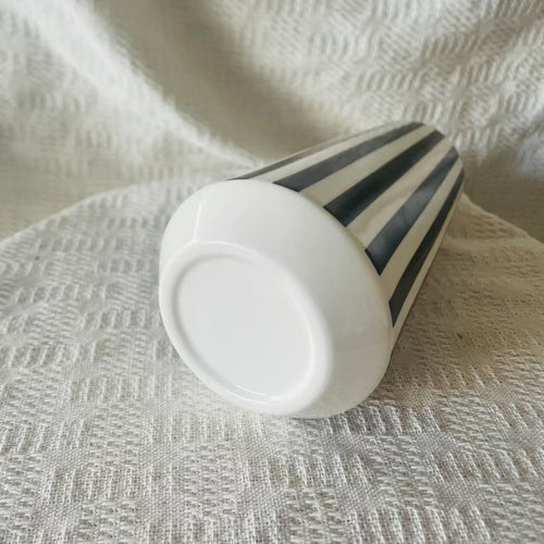 Modern Striped Ceramic Cup Bowlift