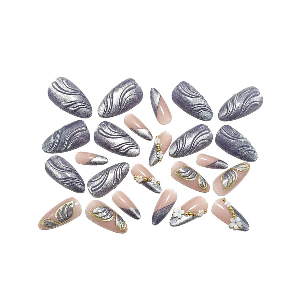 Artificial nails with elegant leaf look and floral design Bowlift