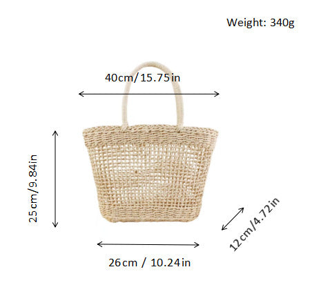 Handcrafted straw bag with fine structure Bowlift