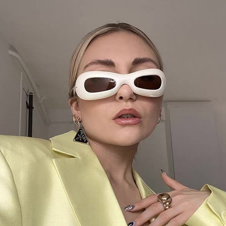 Women’s retro-inspired sunglasses with stylish frame and UV protection Bowlift