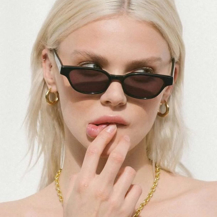 Women's fashionable sunglasses with curved frame and brown lenses Bowlift