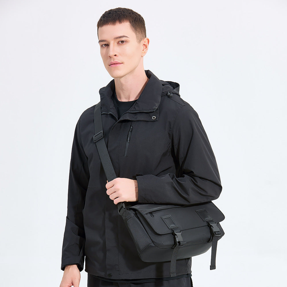 Urban Messenger Satchel Bag Bowlift