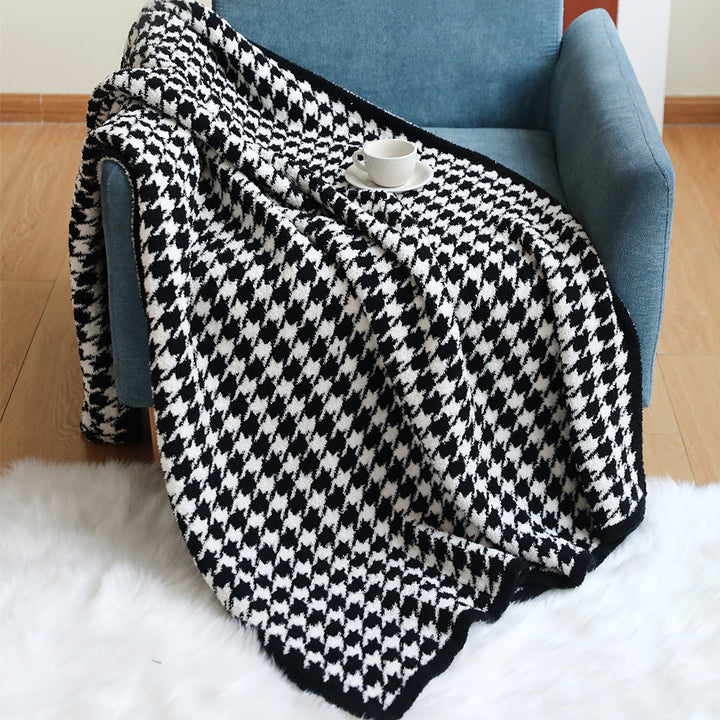 Cozy Knitted Throw Blanket Bowlift