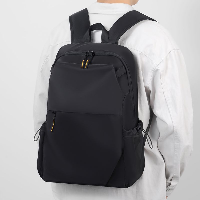 Urban Backpack with Practical and Ergonomic Compartments Bowlift