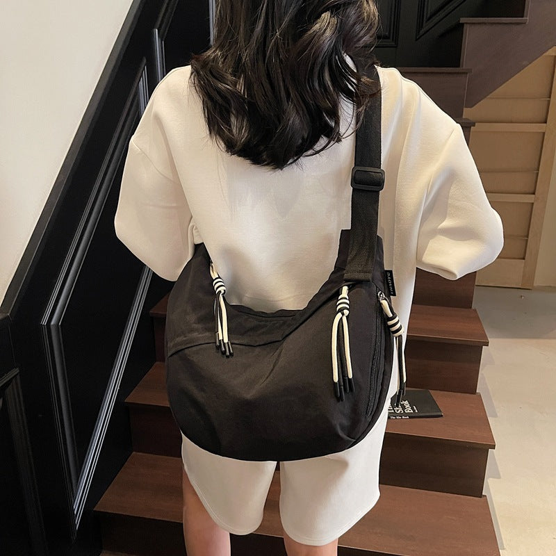 Lightweight Casual Sling Bag Bowlift