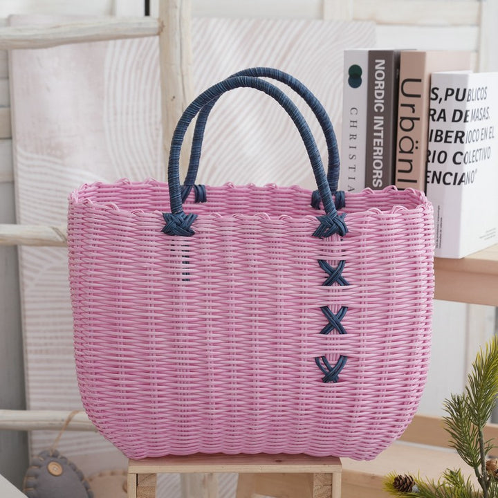 Chic Handbag Bowlift