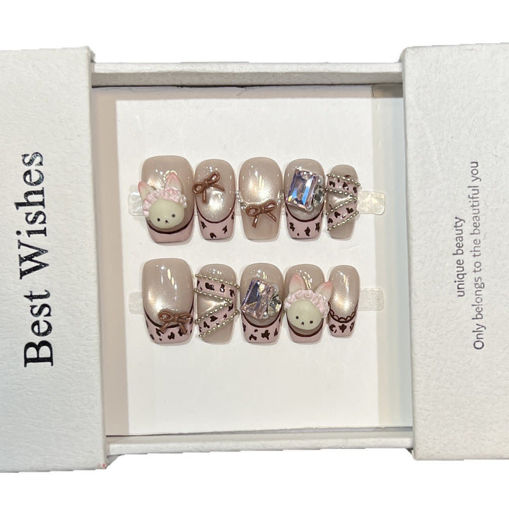 Whimsical Animal-Themed Press-On Nail Set Bowlift