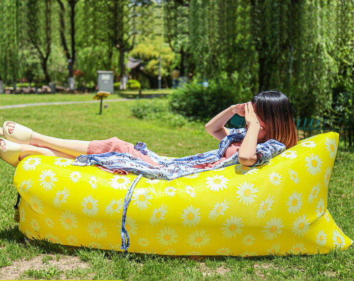 inflatable outdoor air lounger with heavy-duty oxford fabric and rapid-fill valve Bowlift