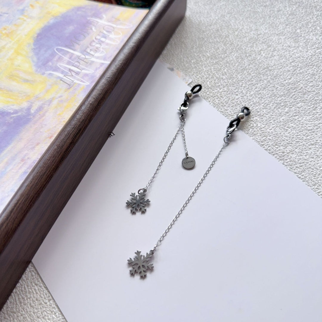 Delicate Layered Eyewear Chain Bowlift