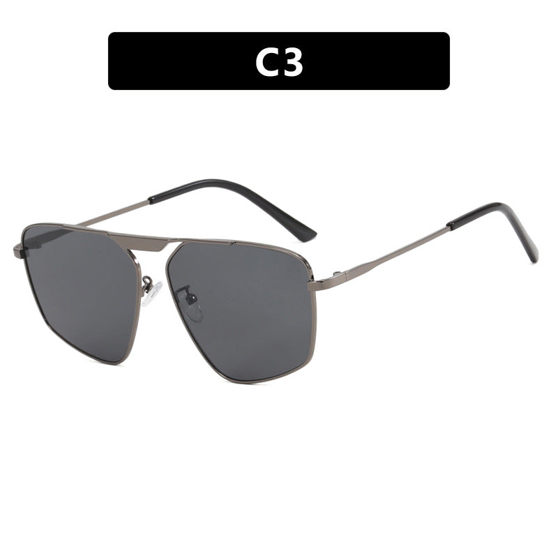 Women's sunglasses in a modern, geometric design with a sturdy metal frame Bowlift