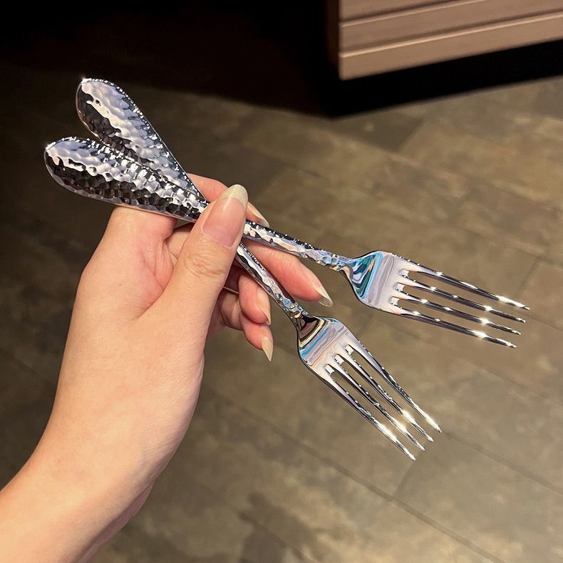High-quality and stylish dessert fork Bowlift