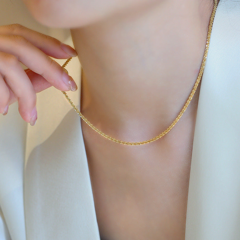 Elegant Minimalist Necklace Bowlift