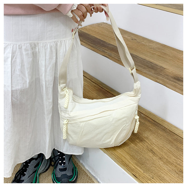 Comfortable shoulder bag with practical compartments Bowlift