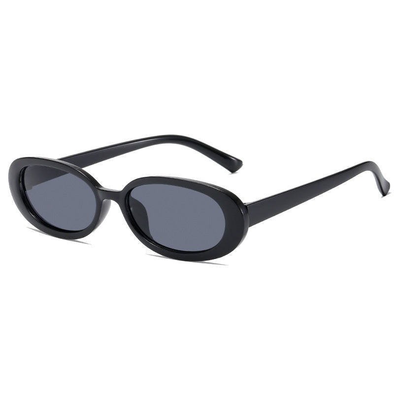 Women's sunglasses in elegant oval design with UV protection Bowlift
