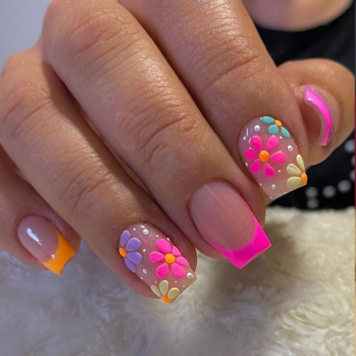 Floral Pattern Nail Art Set Bowlift