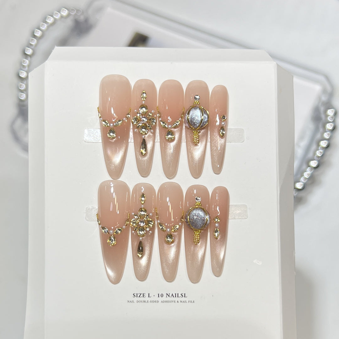 Artistic Press-On Nail Set with Elegant Floral Design Bowlift