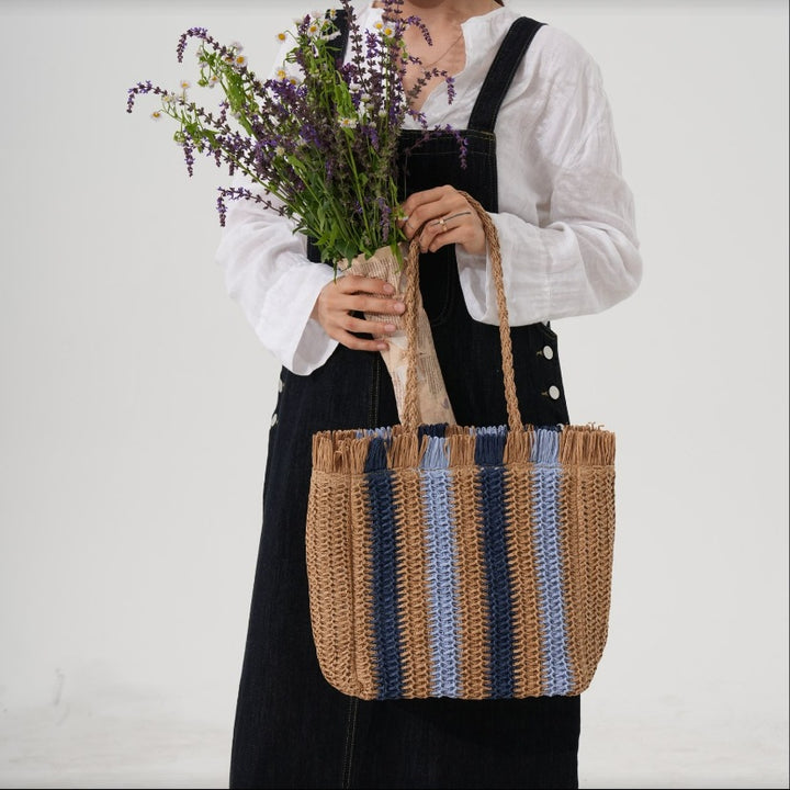 Handbag Made of Braided Natural Material Bowlift
