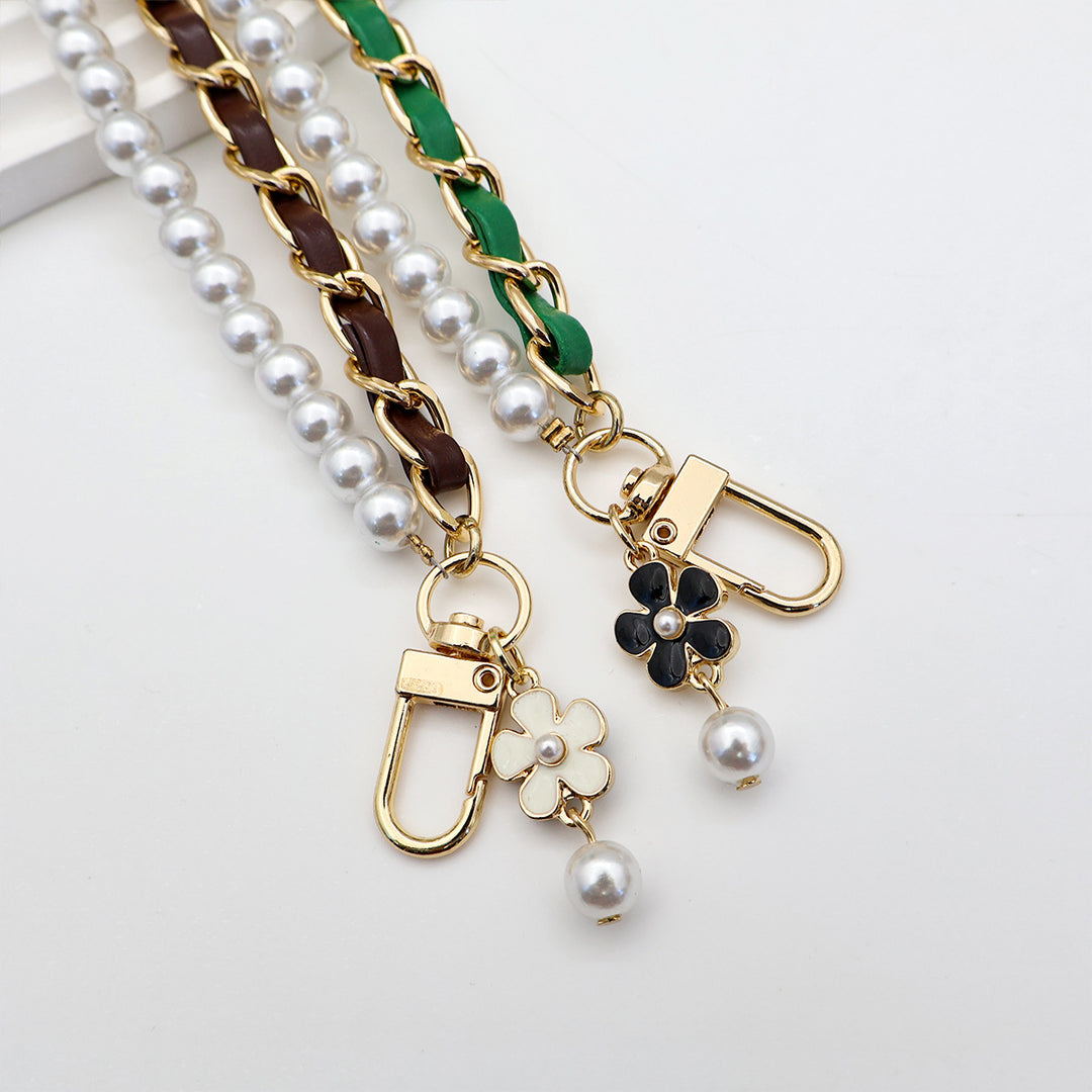 Stylish Pearl-Embellished Eyewear Chain Bowlift
