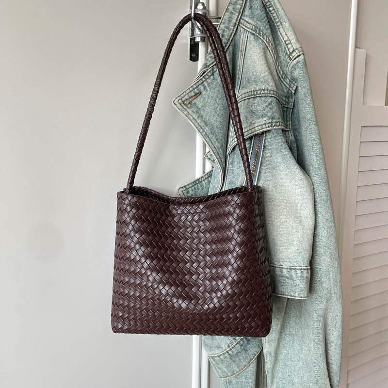 Handcrafted ven Leather Tote Bowlift