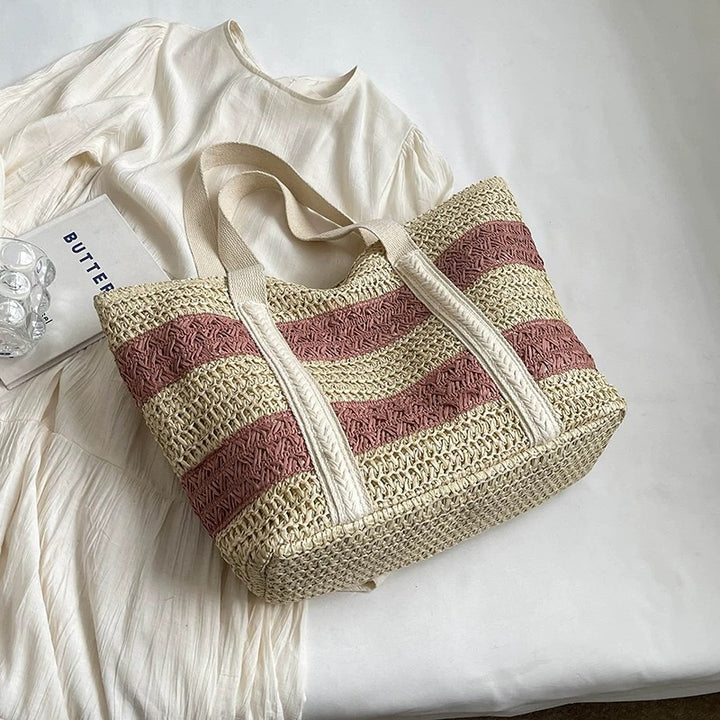 Spacious Handbag Made of Woven Natural Material Bowlift