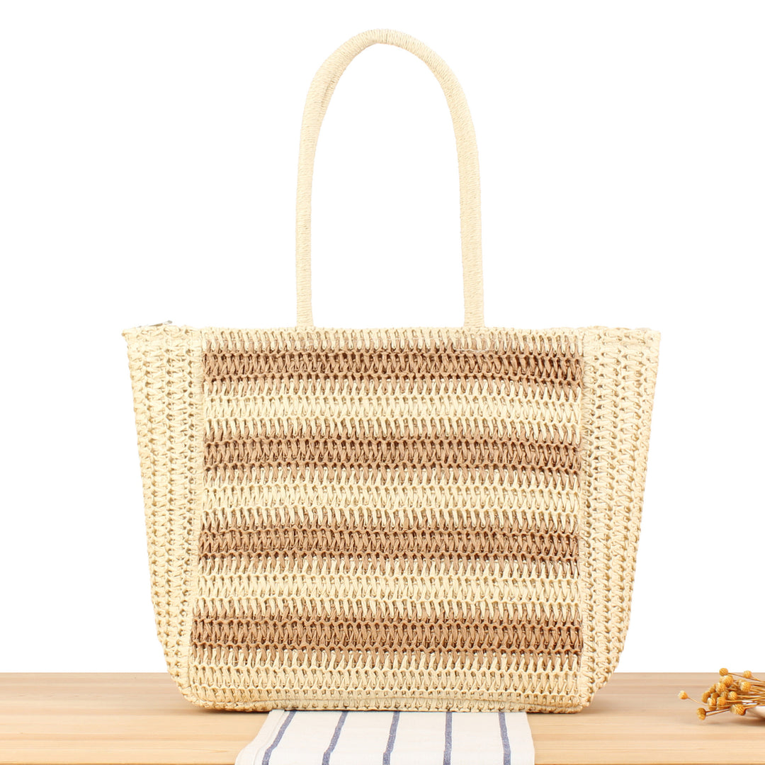 Spacious Beach Shoulder Bag Made of Hand-Woven Material Bowlift