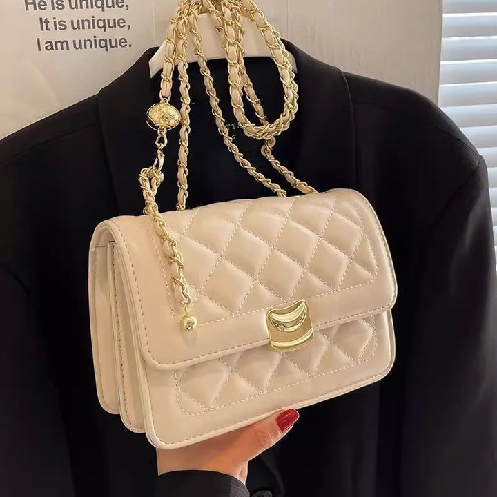 Quilted Chain-Detail Crossbody Handbag Bowlift