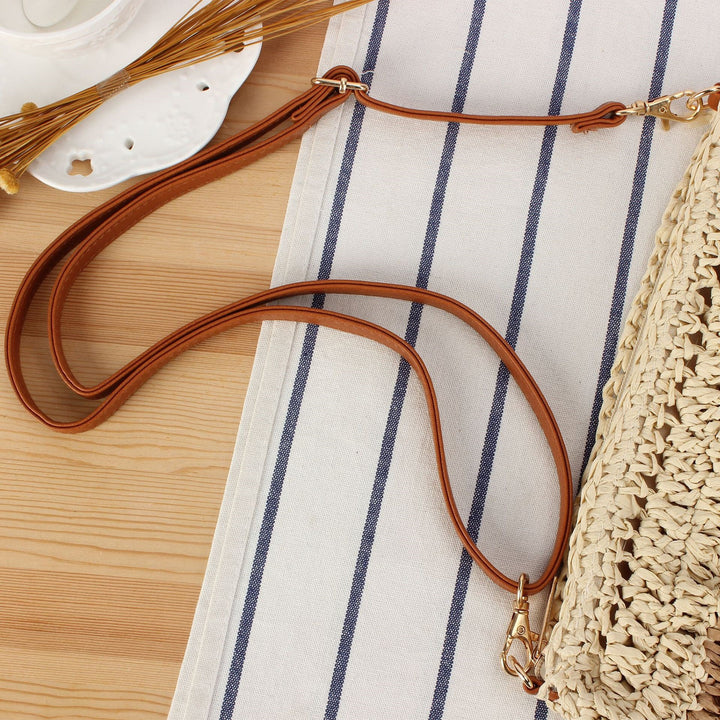 Handbag with Ruffle Design Made of Braided Straw Bowlift