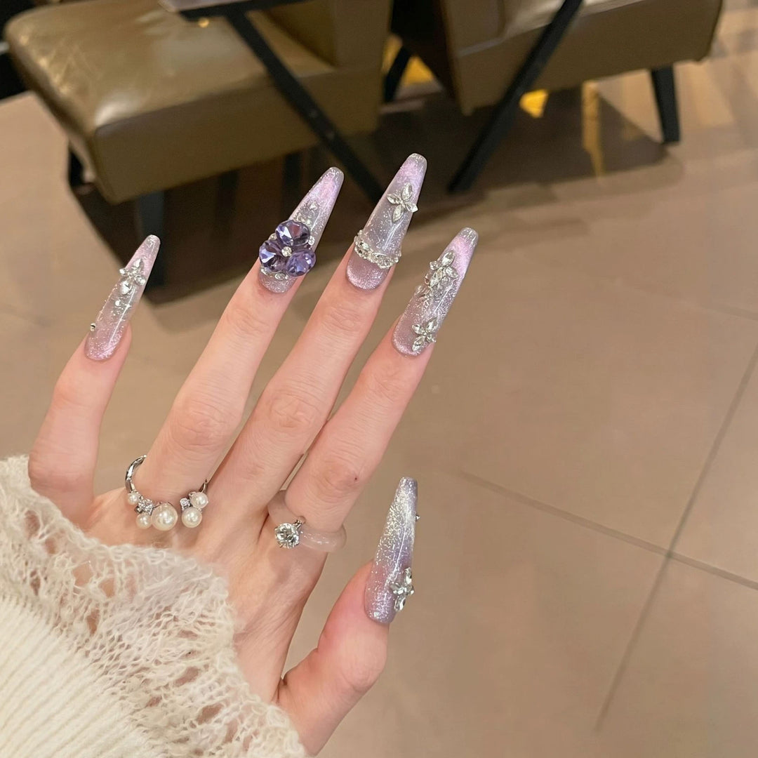 Elaborate Decorative Nail Art Bowlift