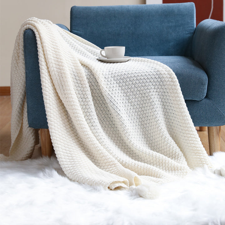 Plush Woven Decorative Throw Blanket Bowlift
