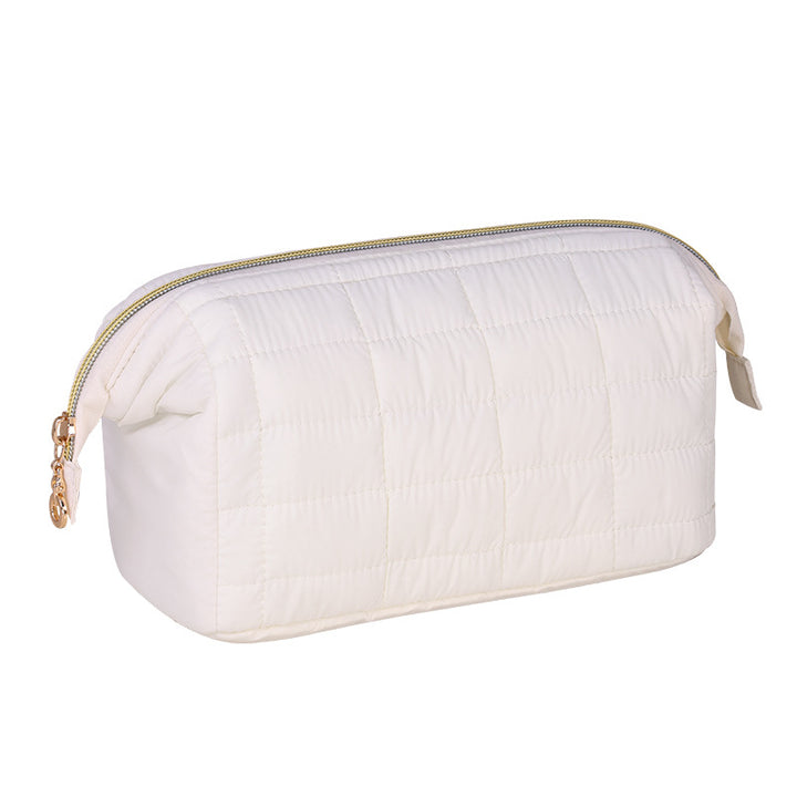 Cosmetic and Care Organizer with Practical Zipper and Padded Design Bowlift