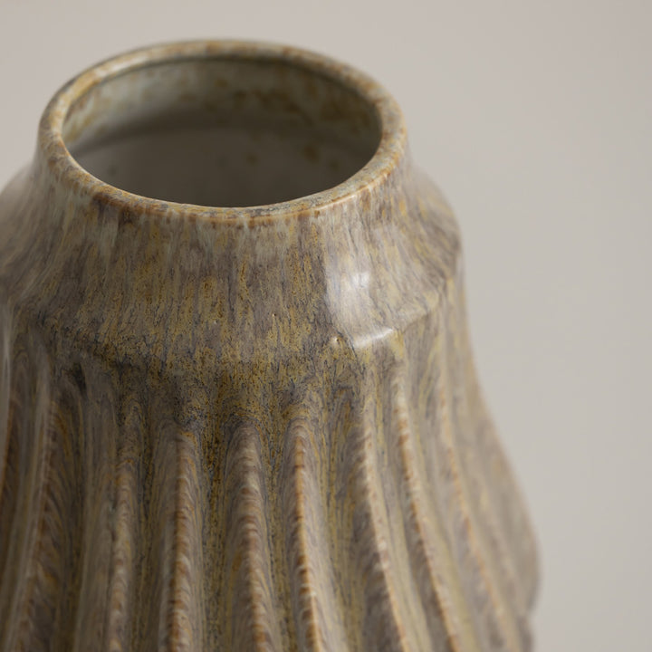 Decorative Ribbed Ceramic Vase