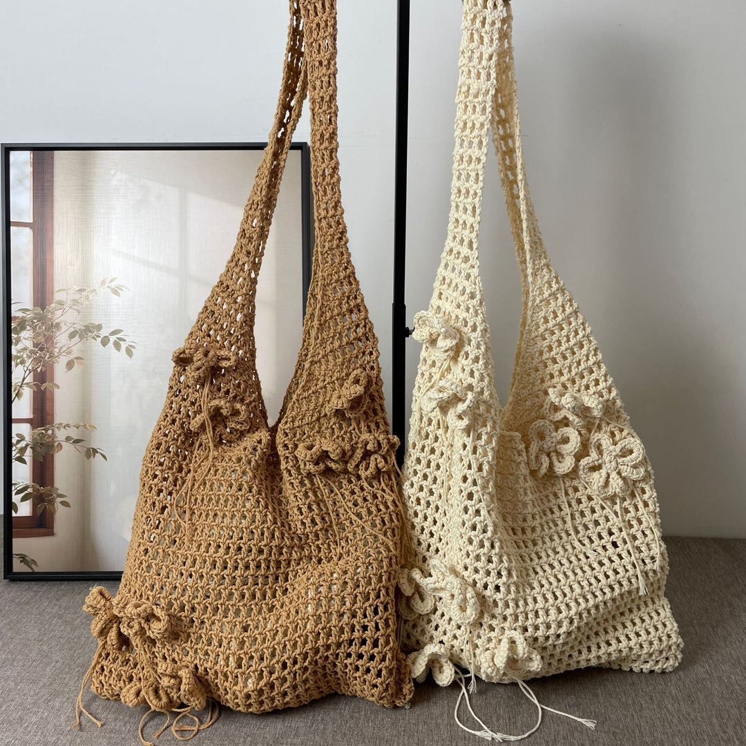 Hand-knotted crossbody bag with floral pattern Bowlift