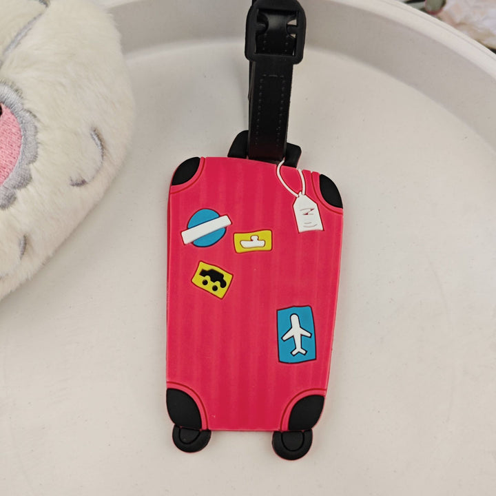 Unisex luggage tag in playful suitcase design Bowlift