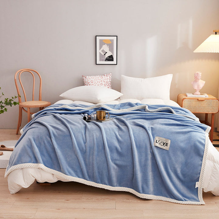 Women's Fluffy Cuddle Blanket with Playful Cloud Pattern Bowlift