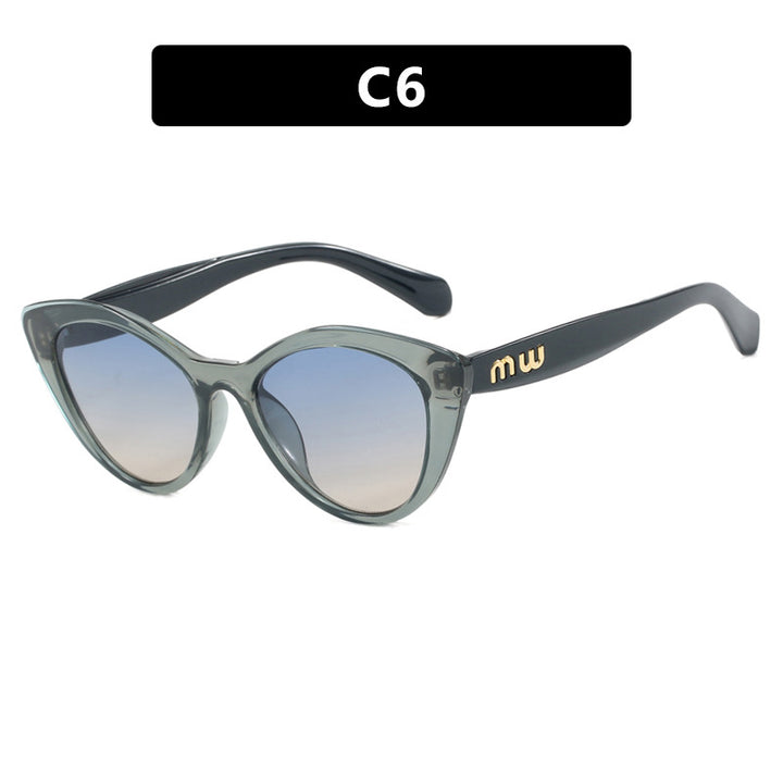 Women elegant Cat-Eye sunglasses with luxurious high-quality frame Bowlift