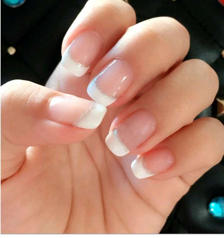 Elegant Ombre Nail Tips Bowlift