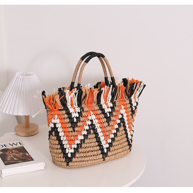 Stylish straw bag with eye-catching pattern Bowlift