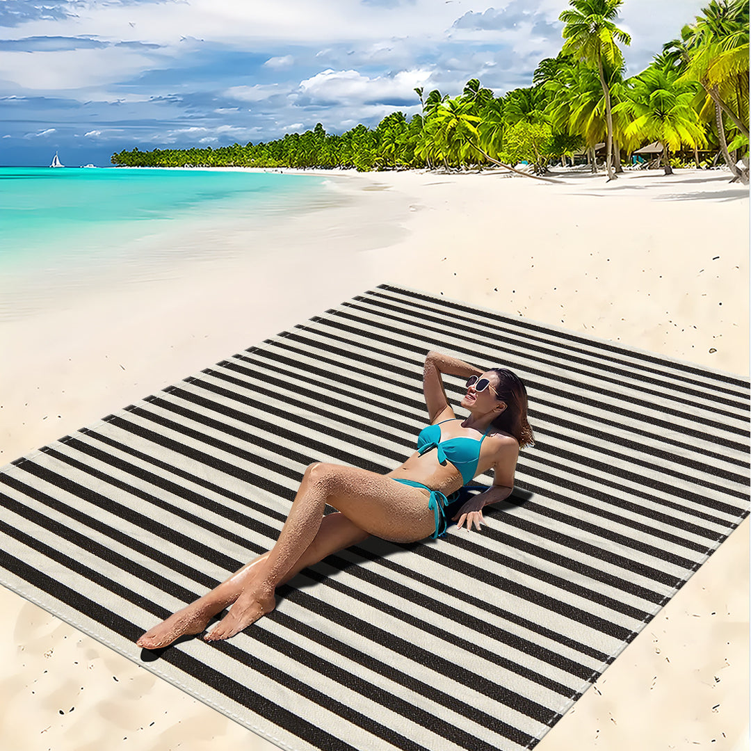 Mandala Design Beach Mat Bowlift