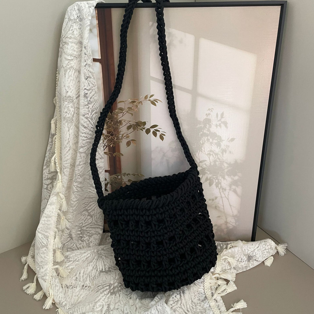 Macrame Handbag in Boho Style Bowlift