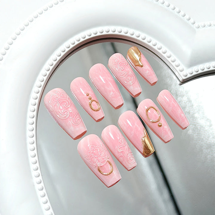 Artificial nails with elegant decorations Bowlift