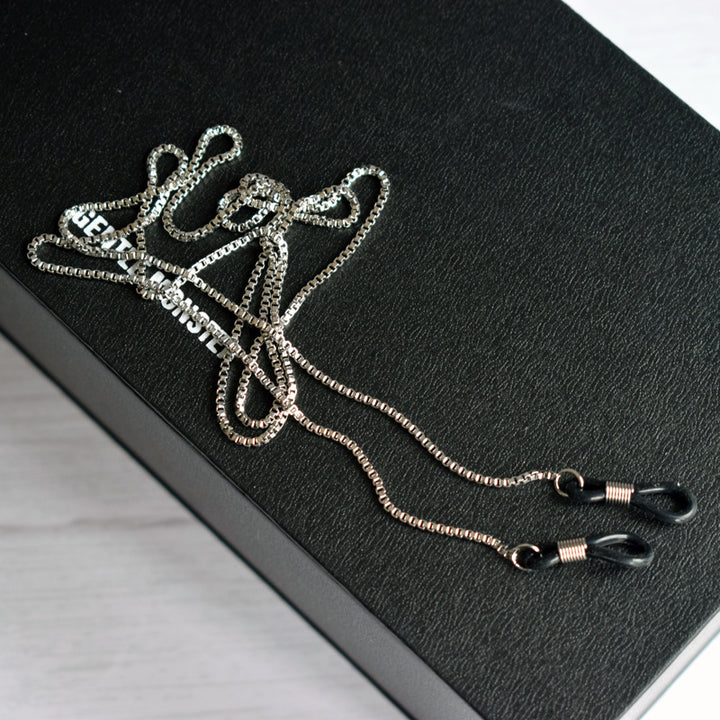 Premium Metal Eyewear Chain Bowlift