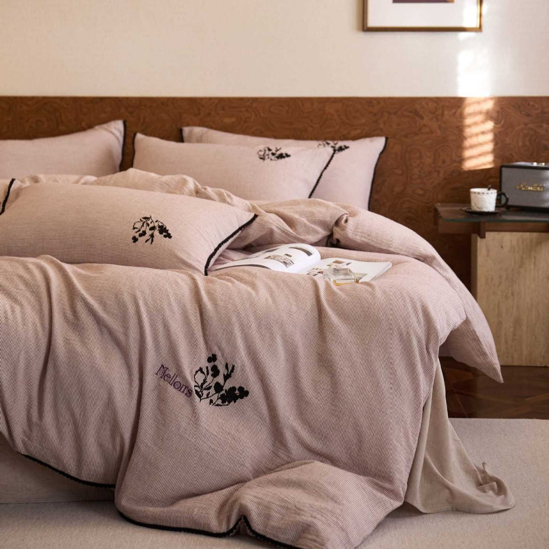 High-quality cotton blend bedding set with embroidery