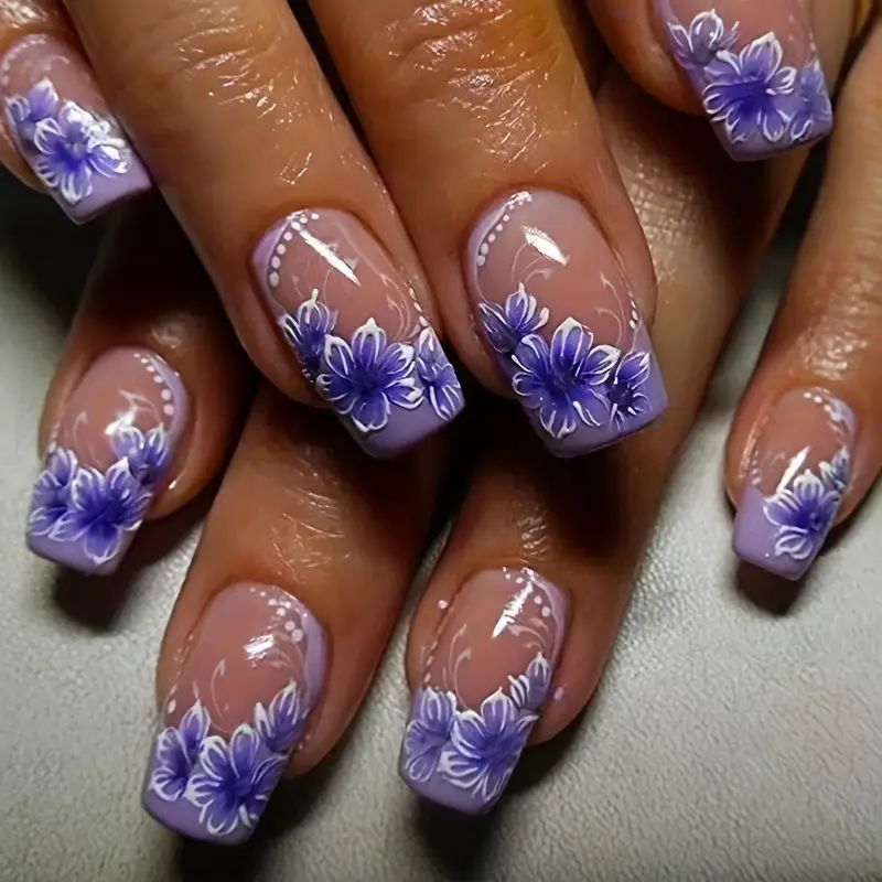 Floral-Themed Nail Art Set Bowlift