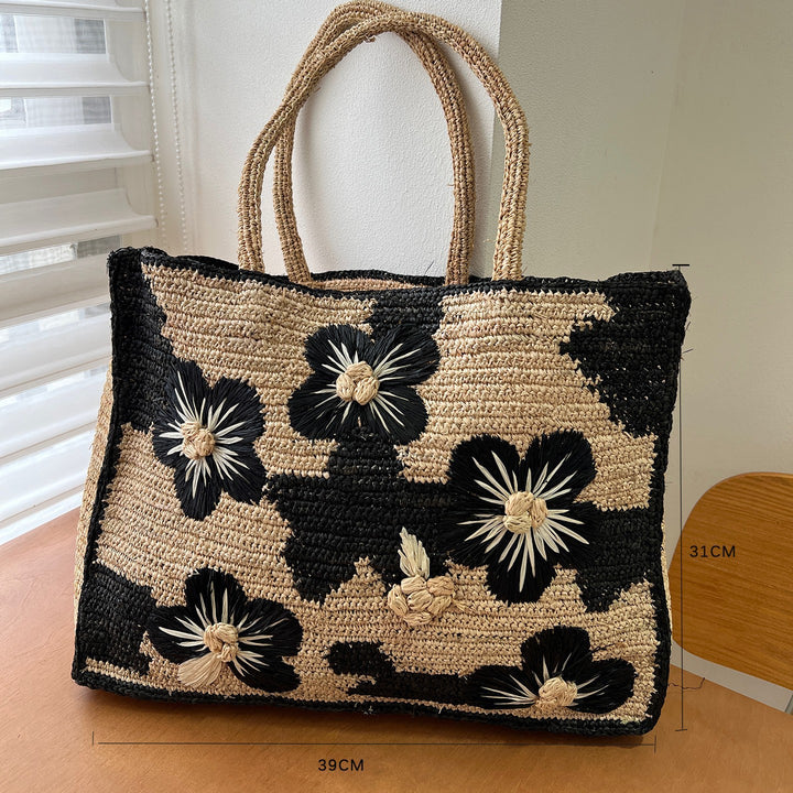 Handcrafted beach bag with floral design Bowlift
