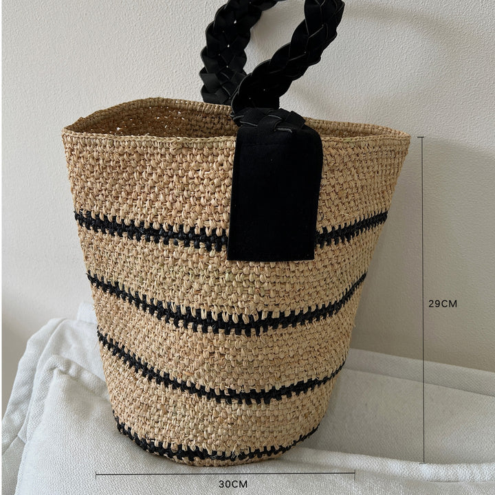 Handmade straw bag with fashionable striped pattern Bowlift