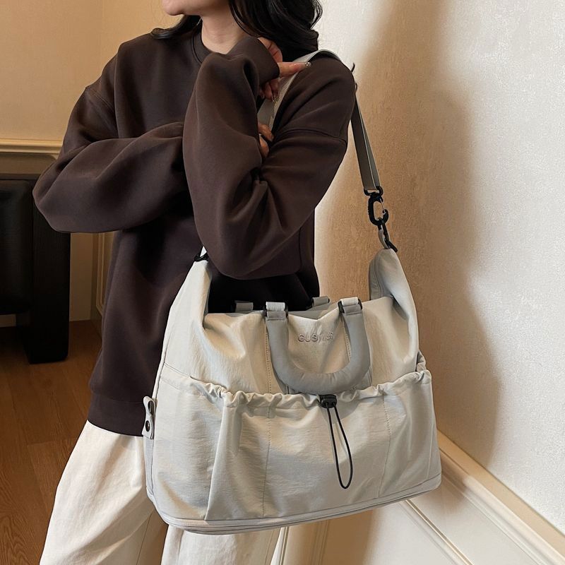 Multi-Functional Travel Duffle Bag Bowlift