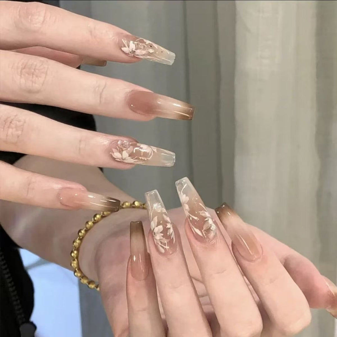 Artistic French Tip Press-On Nails
