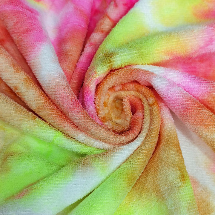 Beach towel with unusual batik design Bowlift