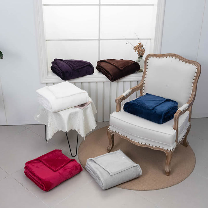 Women especially cozy and warming plush blanket Bowlift